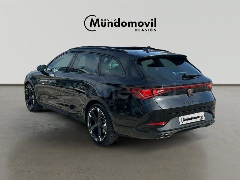 Usado Cupra Leon 190 CV (139 kW) 2024 Negro Familiar
