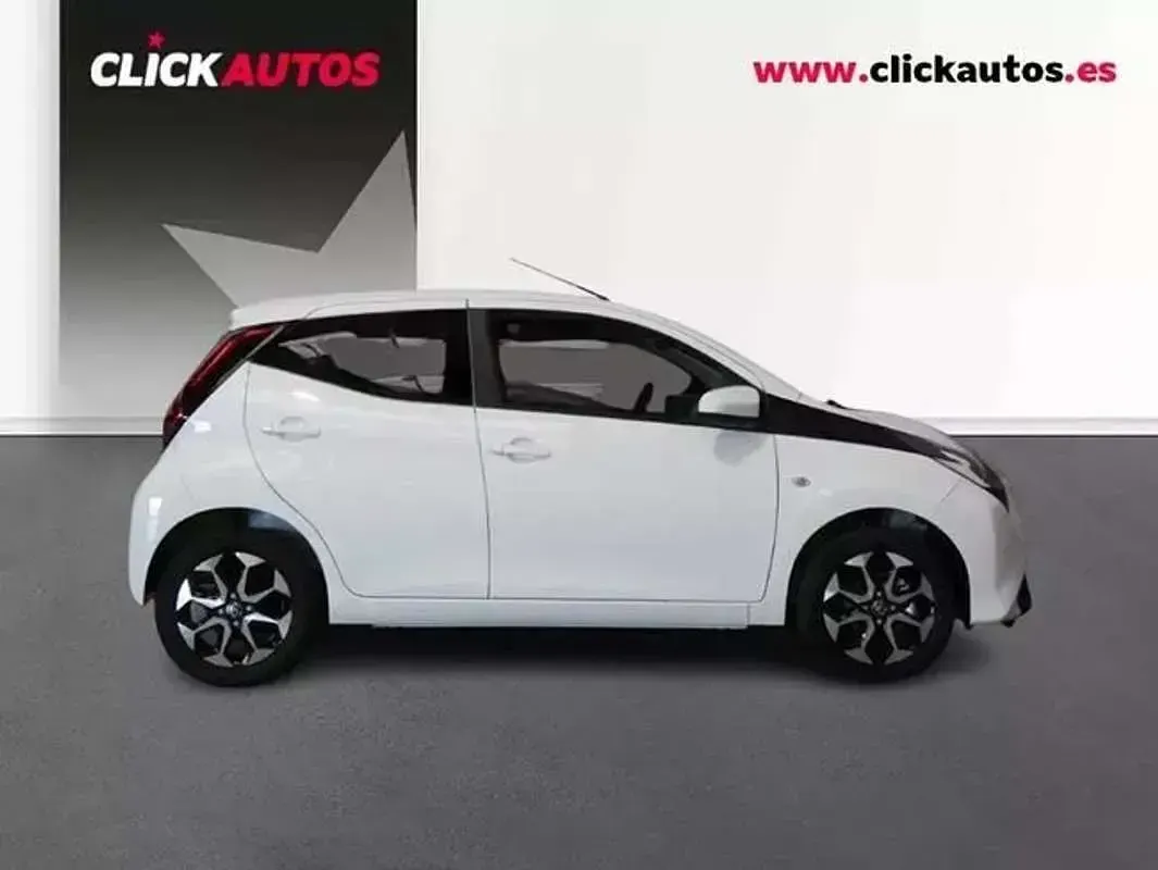 Occasion Toyota Aygo X-play 72 PK (52 kW) 2022 Wit Hatchback