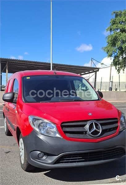 Rojo Usado 2017 Mercedes Citan 109 Familiar | 12.000 € (Precio justo) - Imagen 1/4
