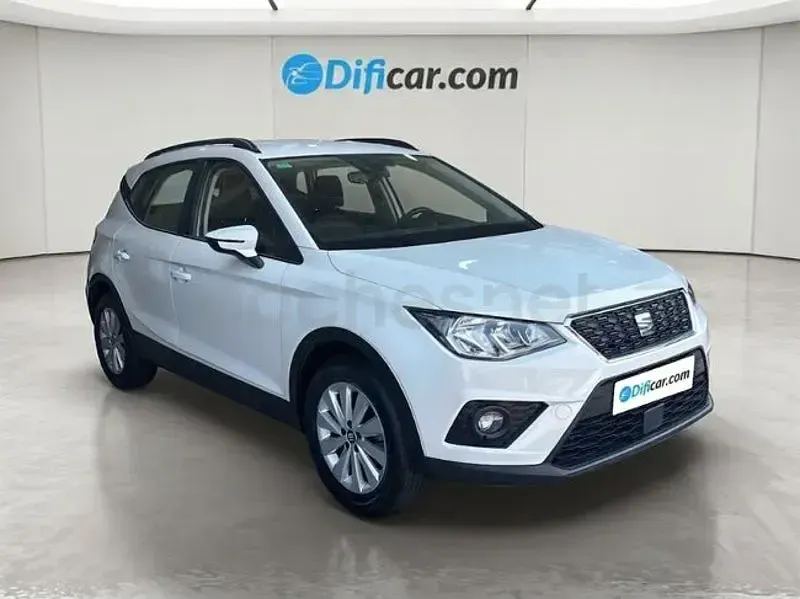 Usado Seat Arona Ecomotive 116 CV (85 kW) 2019 Blanco SUV