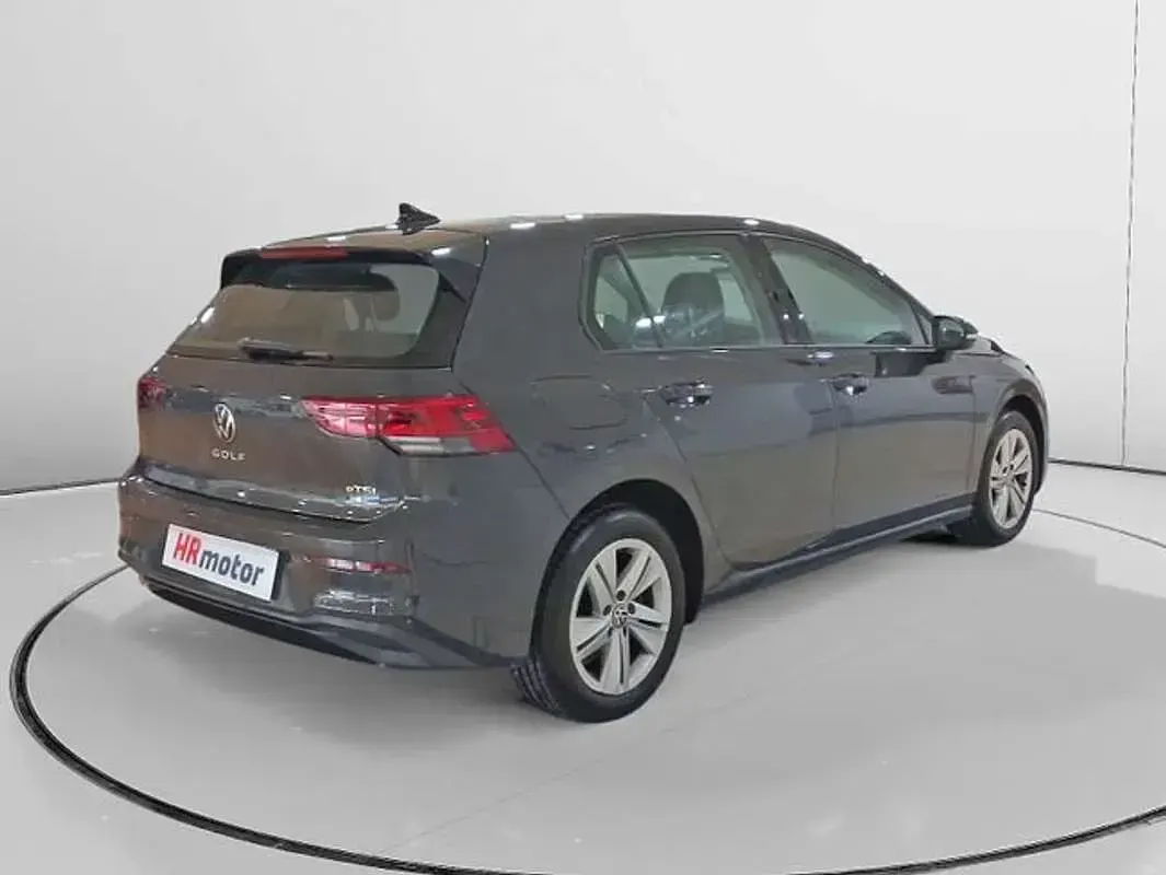 Usado VW Golf VIII Business 150 CV (110 kW) 2021 Gris Utilitario