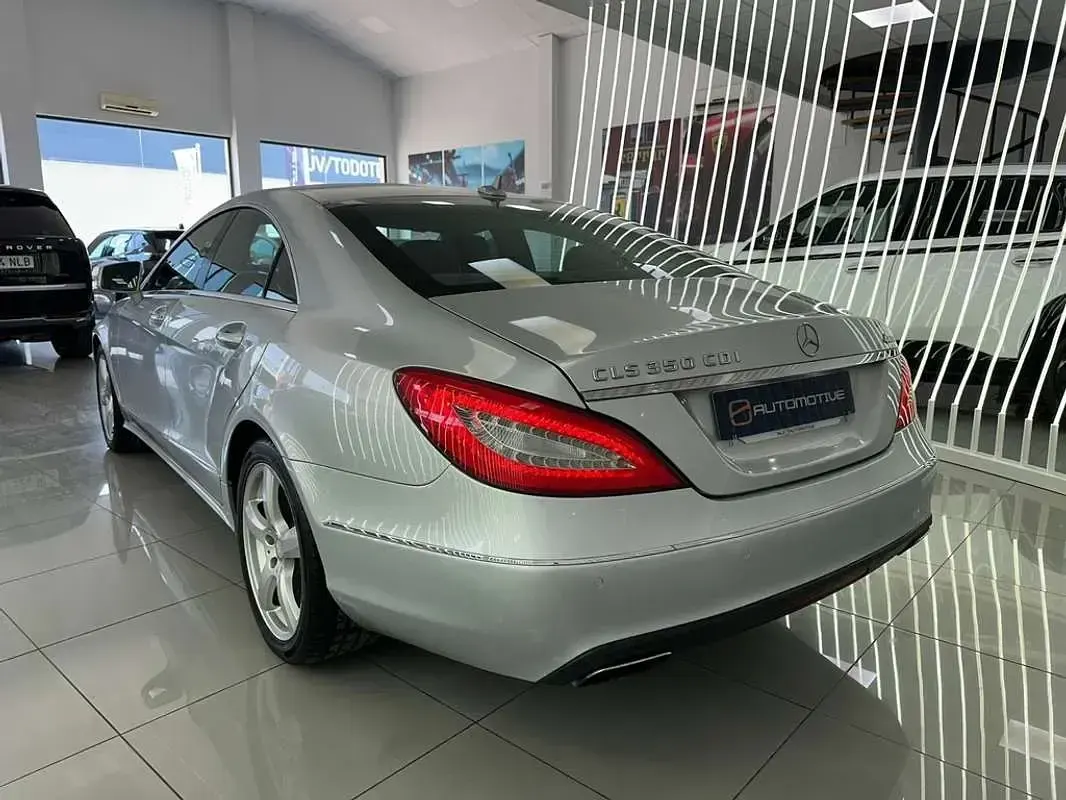 Usado Mercedes CLS350 264 CV (194 kW) 2013 Gris Coupe