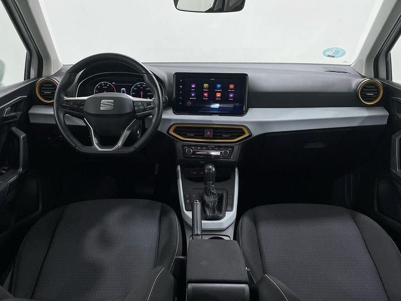 Usado Seat Arona Style 115 CV (84 kW) 2024 Blanco SUV