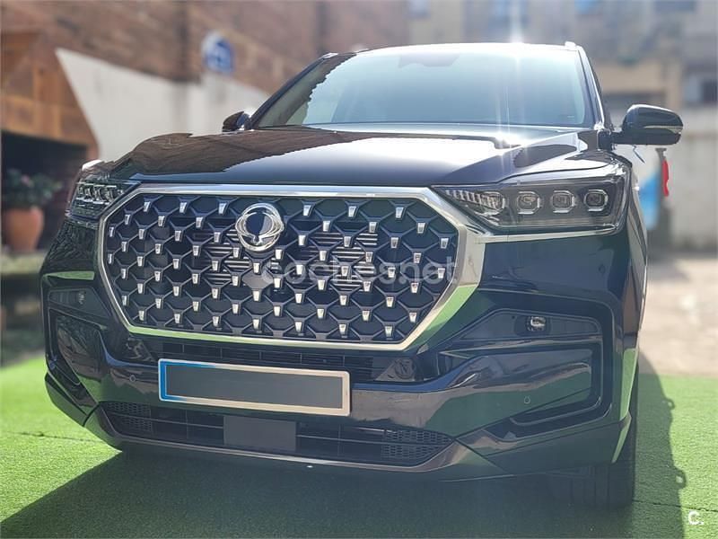 Usado Ssangyong (KGM) Rexton Limited 202 CV (148 kW) 2023 Negro SUV