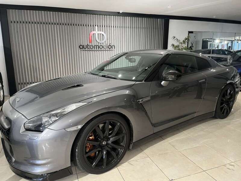 Gris Usado 2010 Nissan GT-R GT Coupe | 69.900 € - Imagen 1/4