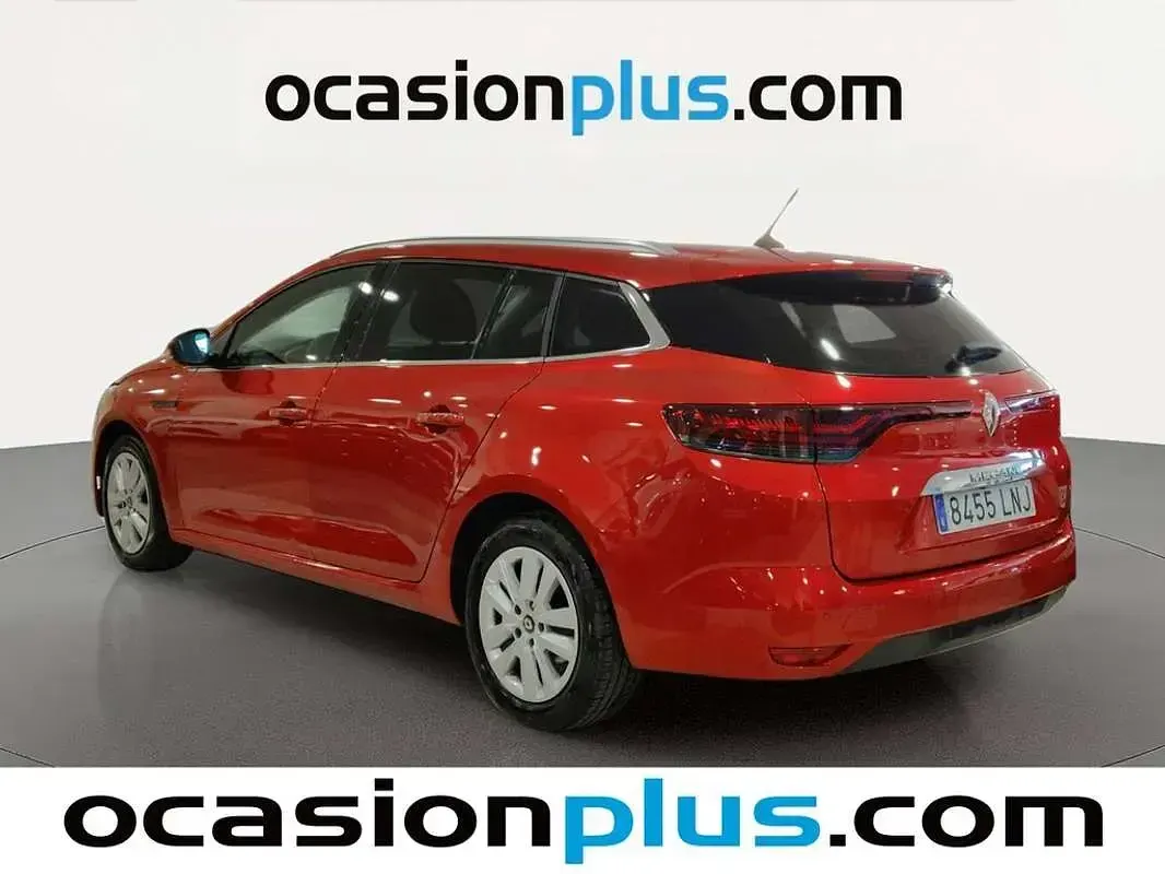 Usado Renault Mégane GrandTour Intens 116 CV (85 kW) 2021 Rojo Familiar