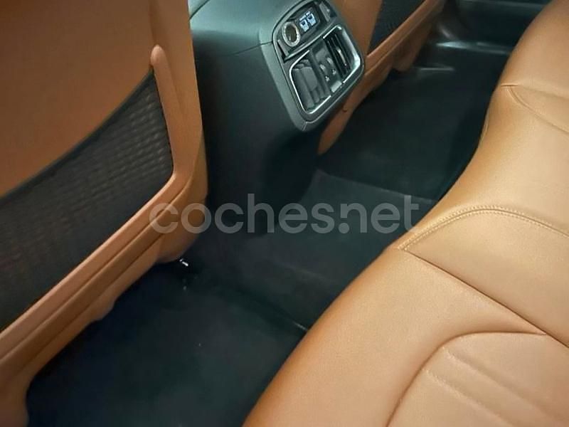 Usado Maserati Levante 350 CV (257 kW) 2019 Negro SUV