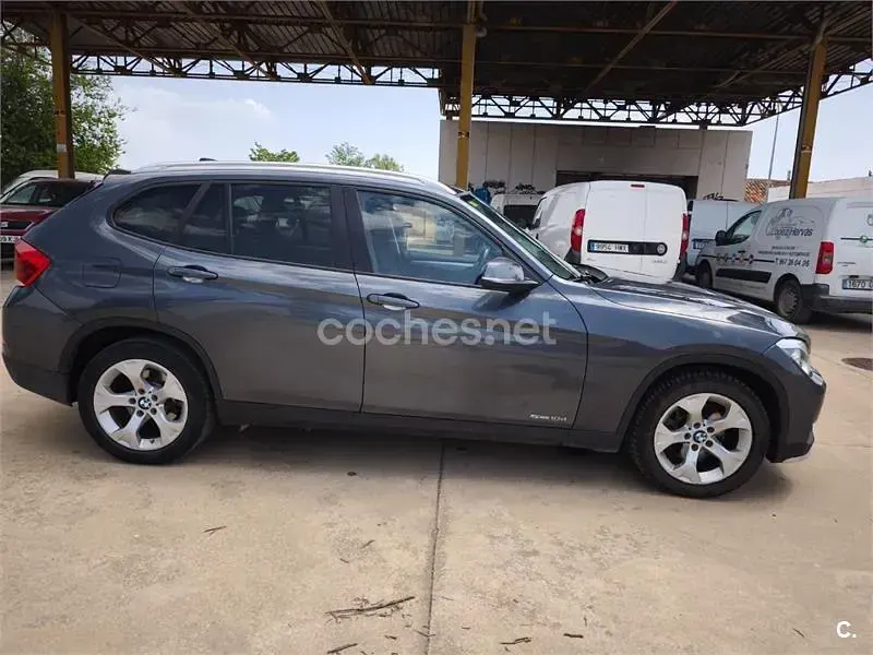 Usado BMW X1 143 CV (105 kW) 2014 Gris / plata SUV