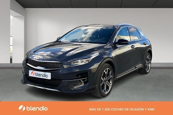 Usado Kia XCeed 137 HP (100 kW) 2020 Cinzento SUV