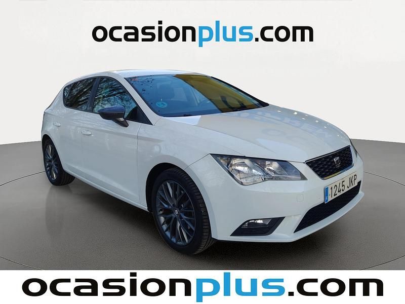 Usado Seat Leon Style 150 CV (110 kW) 2015 Blanco Utilitario