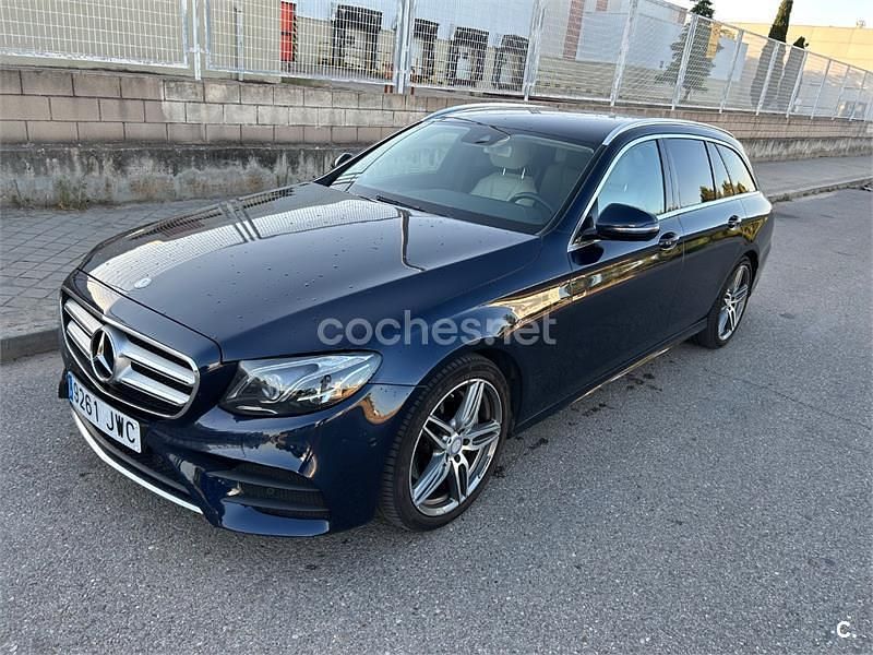 Usado Mercedes E220 194 CV (142 kW) 2017 Azul Familiar