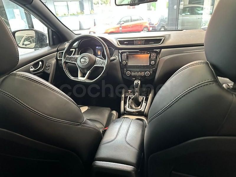 Usado Nissan Qashqai Tekna 130 CV (95 kW) 2017 Beige SUV