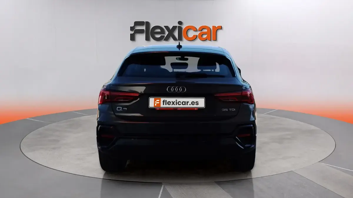 Usado Audi Q3 Advanced 150 CV (110 kW) 2023 Gris SUV