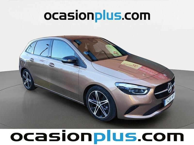 Usado Mercedes B200 163 CV (119 kW) 2024 Oro Monovolumen
