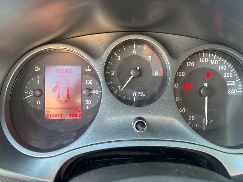 Usado Seat Leon Sport 140 CV (102 kW) 2007 Negro Utilitario