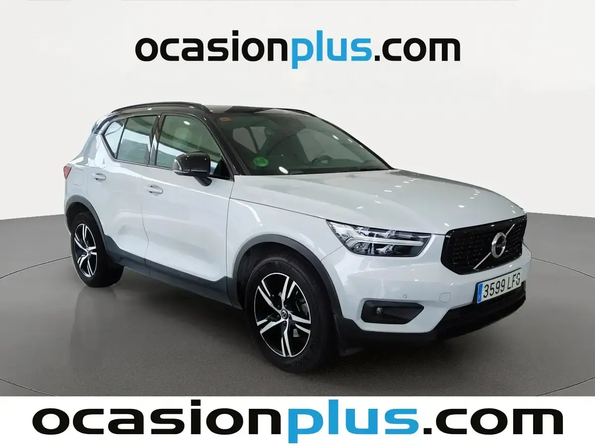 Usado Volvo XC40 R-Design 150 CV (110 kW) 2020 Gris SUV