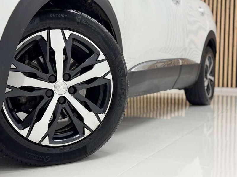 Usado Peugeot 3008 Allure 131 HP (96 kW) 2022 Branco SUV