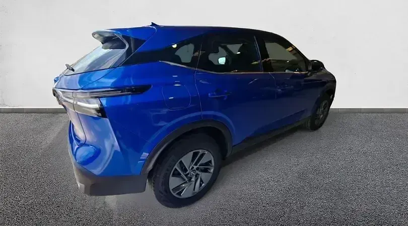 Usado Nissan Qashqai Acenta 140 CV (102 kW) 2025 Magnetic blue (perlada) SUV