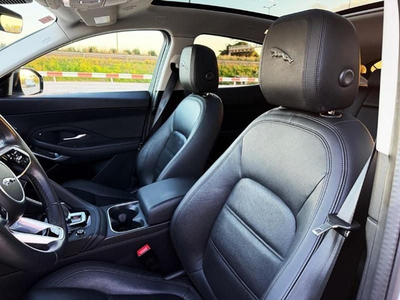 Usado Jaguar E-Pace SE 163 CV (119 kW) 2022 SUV