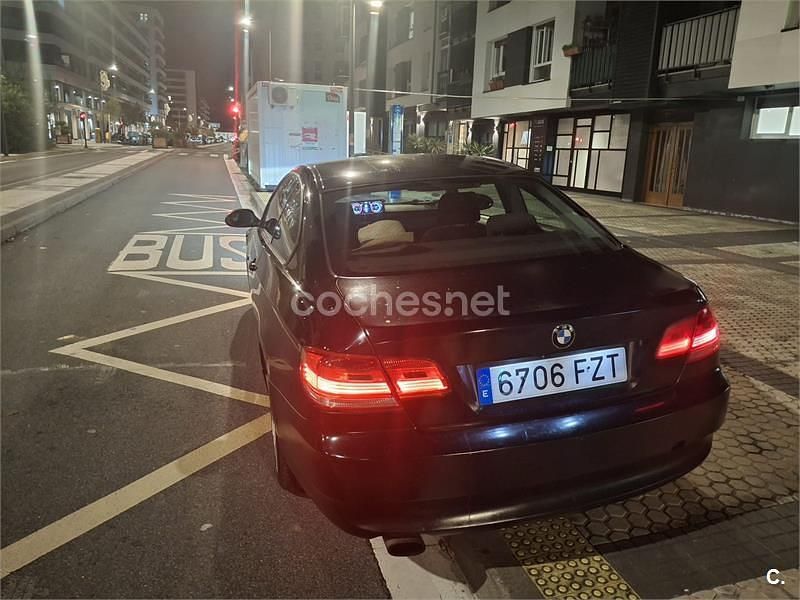 Negro Usado 2008 BMW 320 Sport Line Coupe | 5600 € (Super precio) - Imagen 1/3