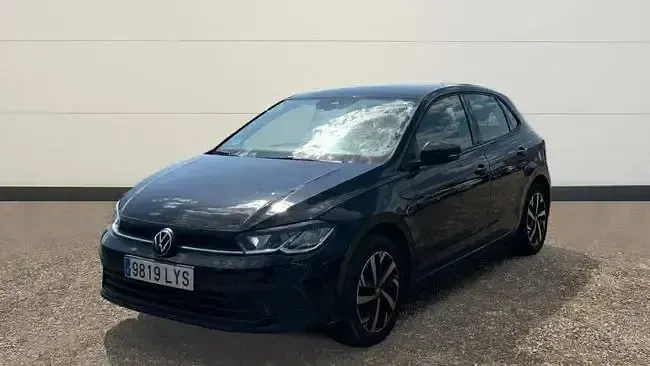 Usado VW Polo Life 110 CV (80 kW) 2022 Negro Utilitario