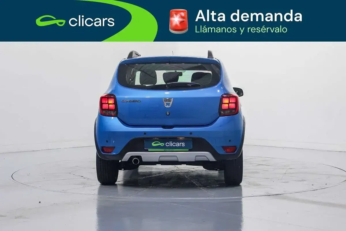 Usado Dacia Sandero 90 CV (66 kW) 2019 Azul Utilitario
