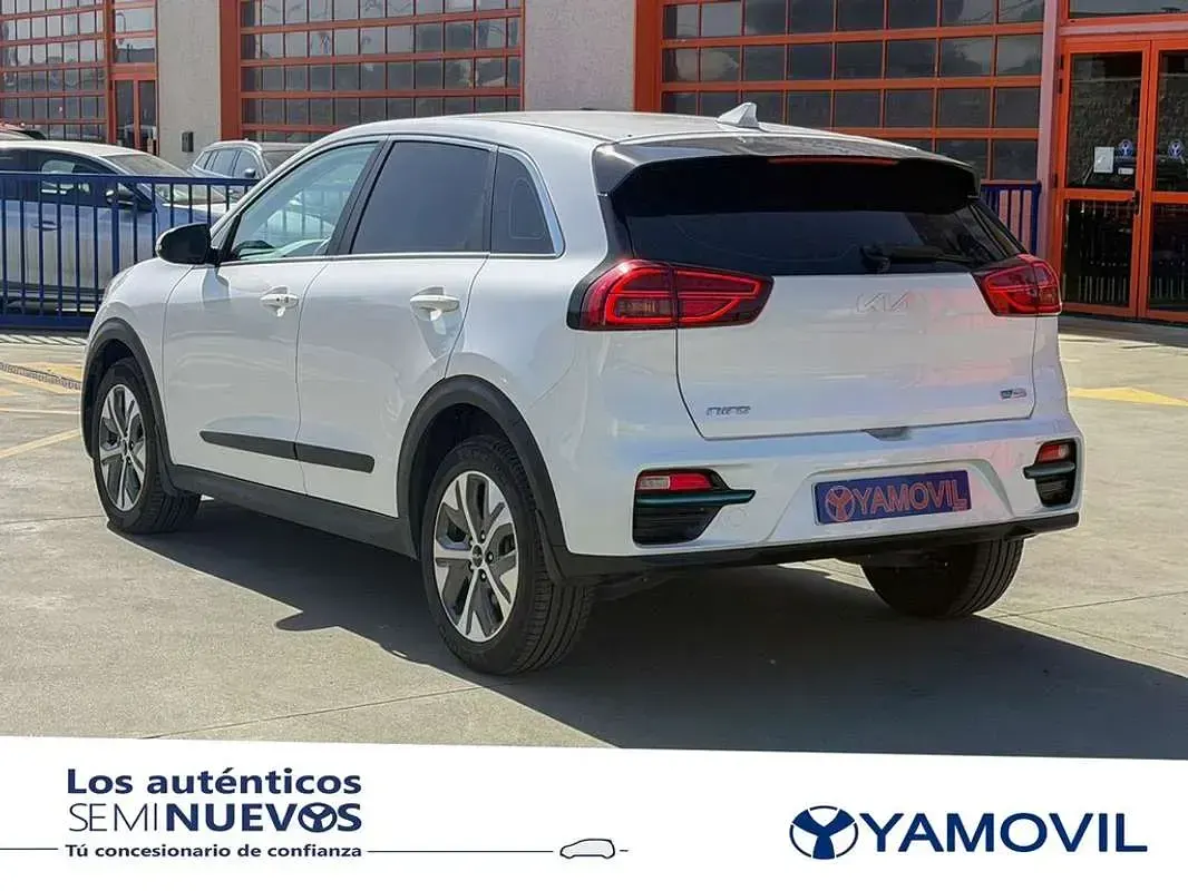 Usado Kia e-Niro 100 kW (136 CV) 2022 Blanco SUV