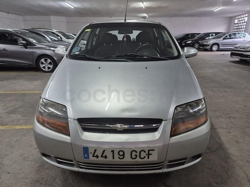 Usado Chevrolet Kalos SE 72 CV (52 kW) 2008 Gris / plata Berlina