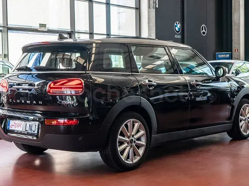 Usado Mini Cooper D Clubman 150 CV (110 kW) 2021 Negro Familiar