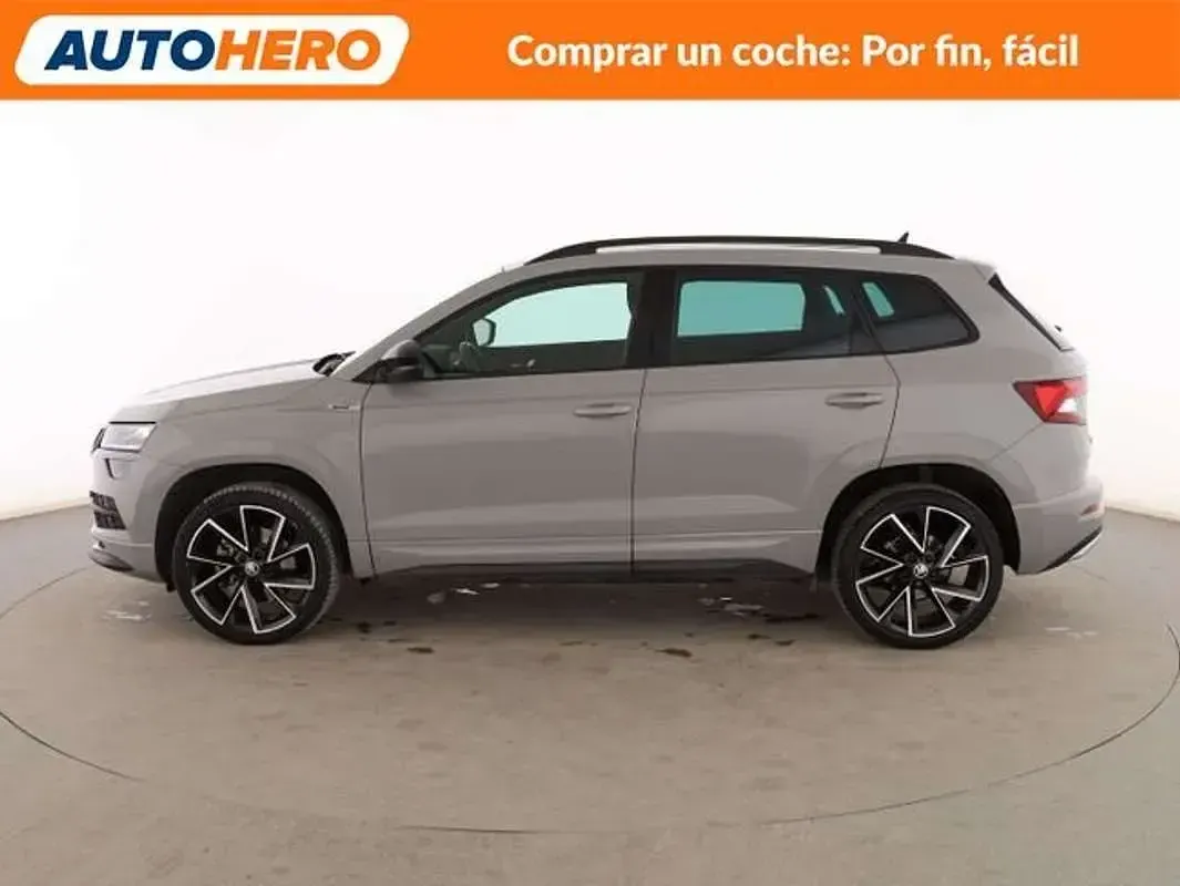 Usado Skoda Karoq SportLine 150 CV (110 kW) 2022 Gris SUV