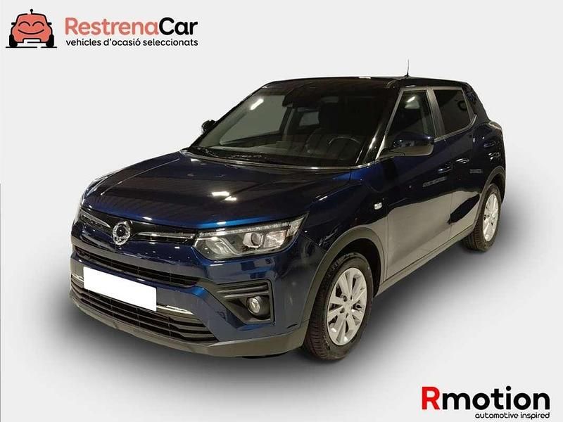Azul Usado 2021 Ssangyong (KGM) Tivoli SUV | 14.750 € - Imagen 1/4