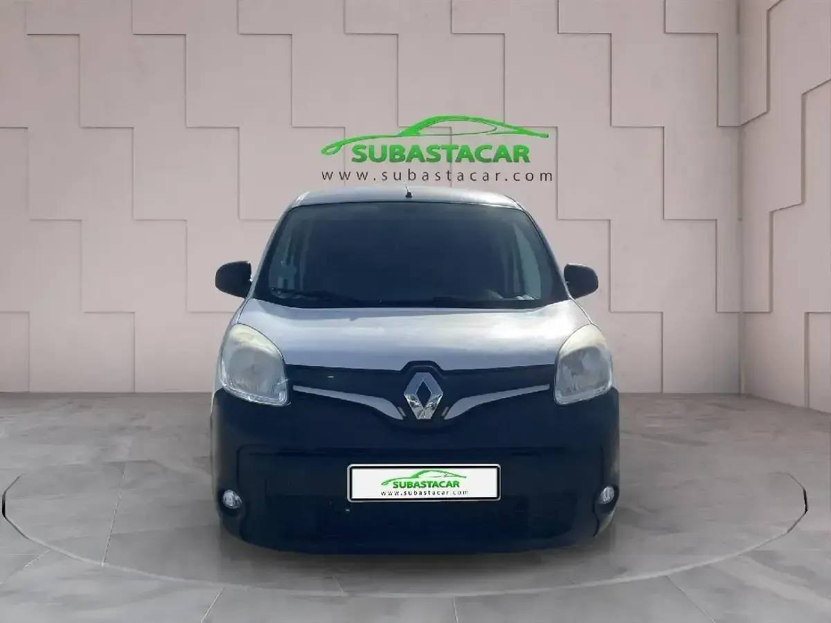 Usado Renault Kangoo 75 CV (55 kW) 2019 Blanco Monovolumen