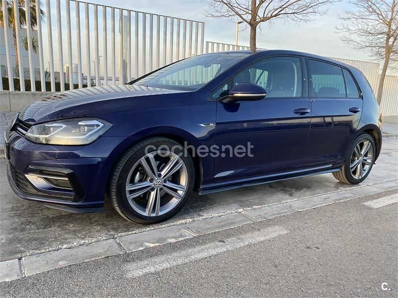 Azul Usado 2017 VW Golf VII Sport Berlina | 15.900 € (Precio justo) - Imagen 1/4