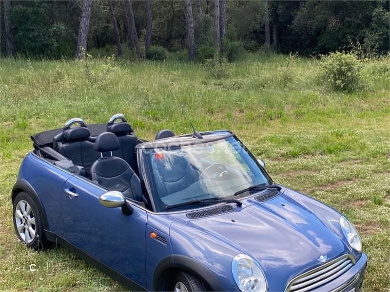 Usado Mini One Cabriolet 90 CV (66 kW) 2006 Azul Descapotable