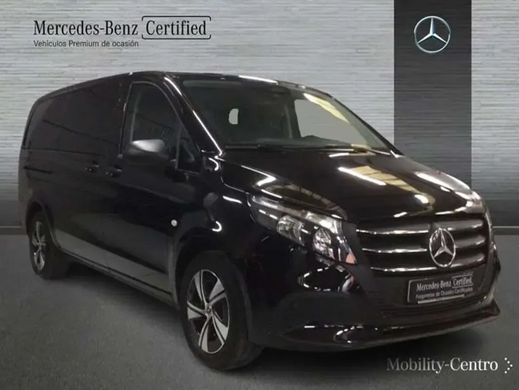 Usado Mercedes Vito 136 CV (100 kW) 2024 Negro Van