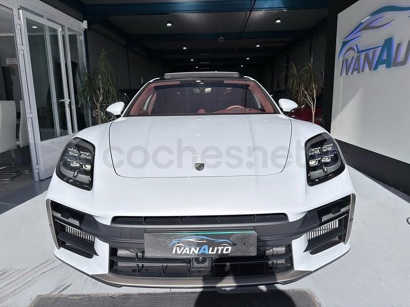 Usado Porsche Panamera Turbo S 782 CV (575 kW) 2024 Gris / plata Berlina