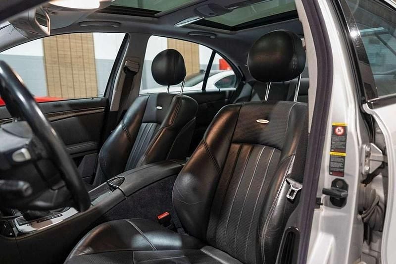 Usado Mercedes E55 AMG AMG 476 CV (350 kW) 2003 Gris / plata Berlina