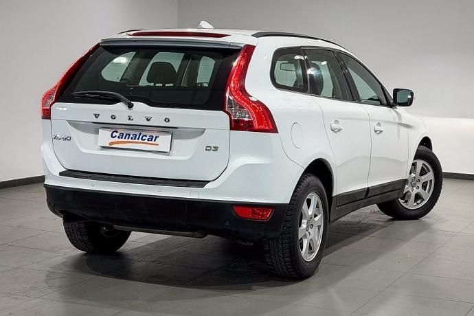 Usado Volvo XC60 Kinetic 136 CV (100 kW) 2013 Blanco SUV