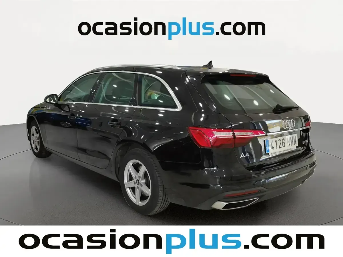 Usado Audi A4 Advanced Plus 150 CV (110 kW) 2023 Negro Familiar