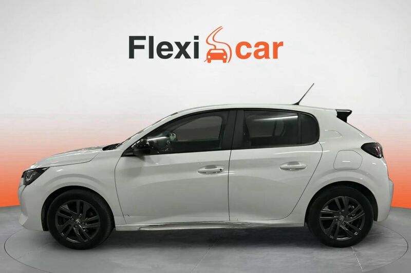Usado Peugeot 208 Allure 101 CV (74 kW) 2022 Blanco Utilitario