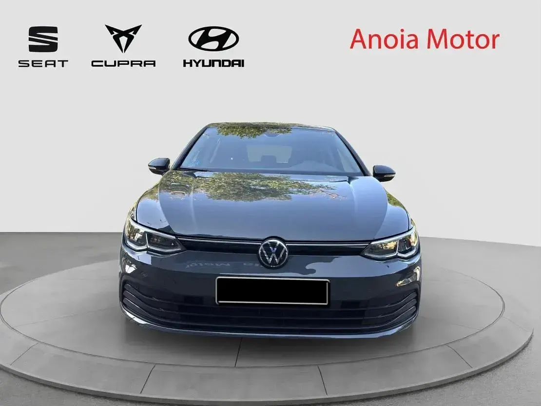 Usado VW Golf VIII 110 CV (80 kW) 2023 Gris Berlina