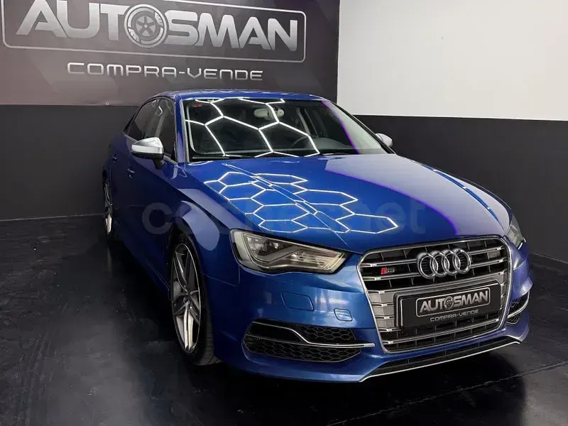 Usado Audi A3 Sport 300 CV (220 kW) 2015 Azul Berlina