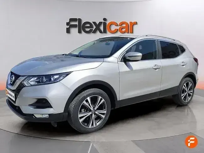 Usado Nissan Qashqai Acenta 115 CV (84 kW) 2018 Gris SUV