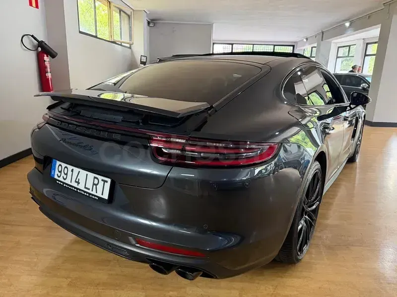 Usado Porsche Panamera 4S 422 CV (310 kW) 2017 Gris / plata Utilitario