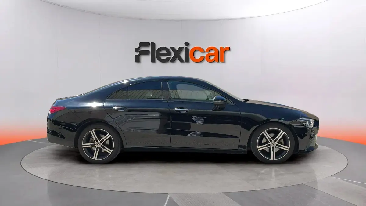 Usado Mercedes CLA200 163 CV (119 kW) 2020 Negro Coupe