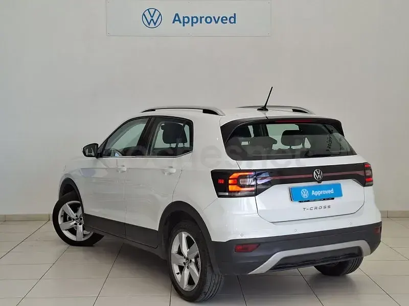 Usado VW T-Cross Sportline 110 CV (80 kW) 2023 Blanco SUV
