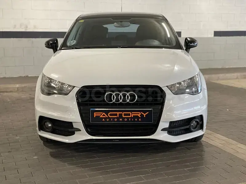 Usado Audi A1 Sportback Attraction 105 CV (77 kW) 2014 Blanco Utilitario