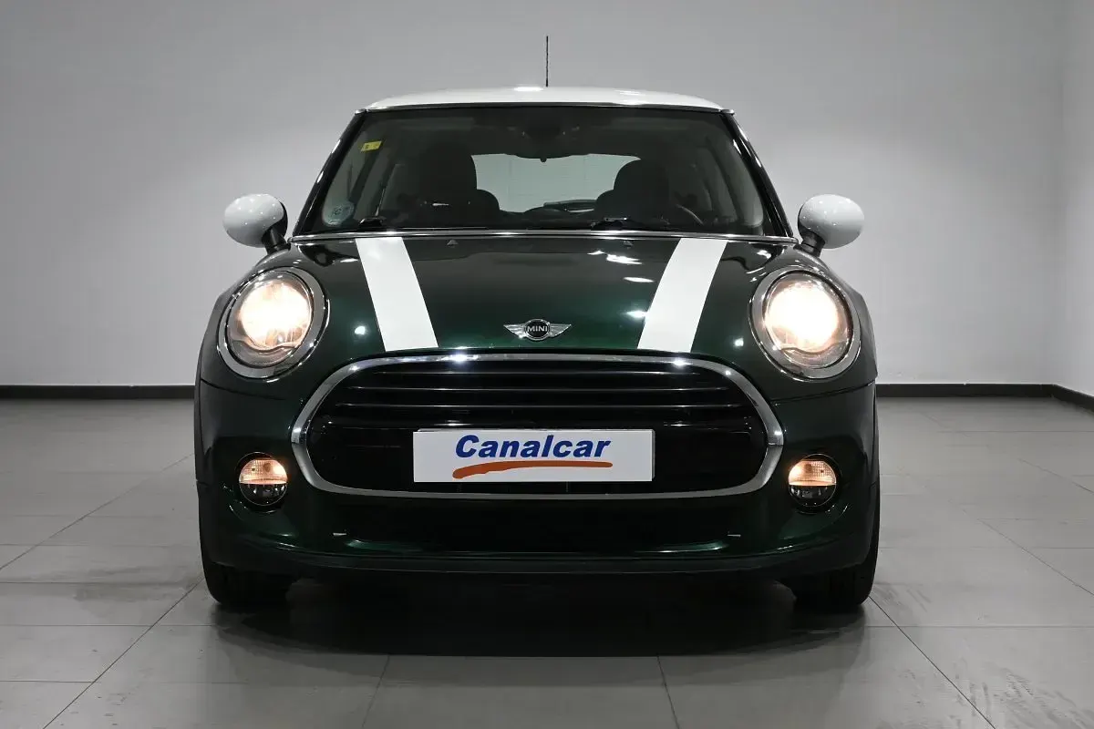 Usado Mini Cooper D 116 CV (85 kW) 2015 Verde Utilitario