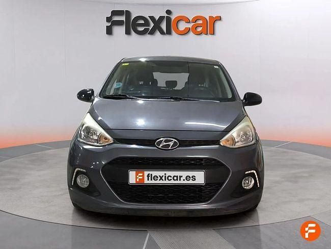 Usado Hyundai i10 GO! 66 CV (48 kW) 2016 Gris Utilitario