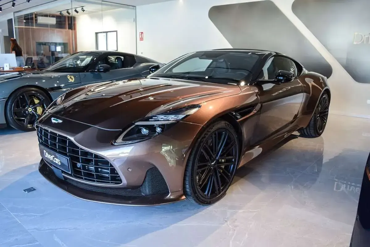 Nuevo Aston Martin DB12 680 CV (500 kW) 2026 Coupe